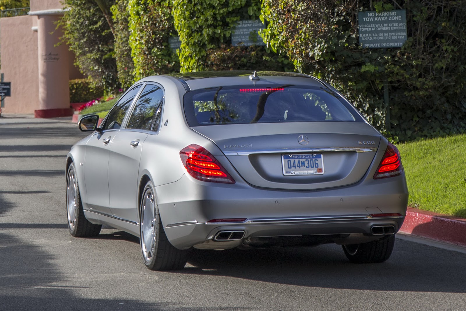 2016-mercedes-maybach-s600-galerija