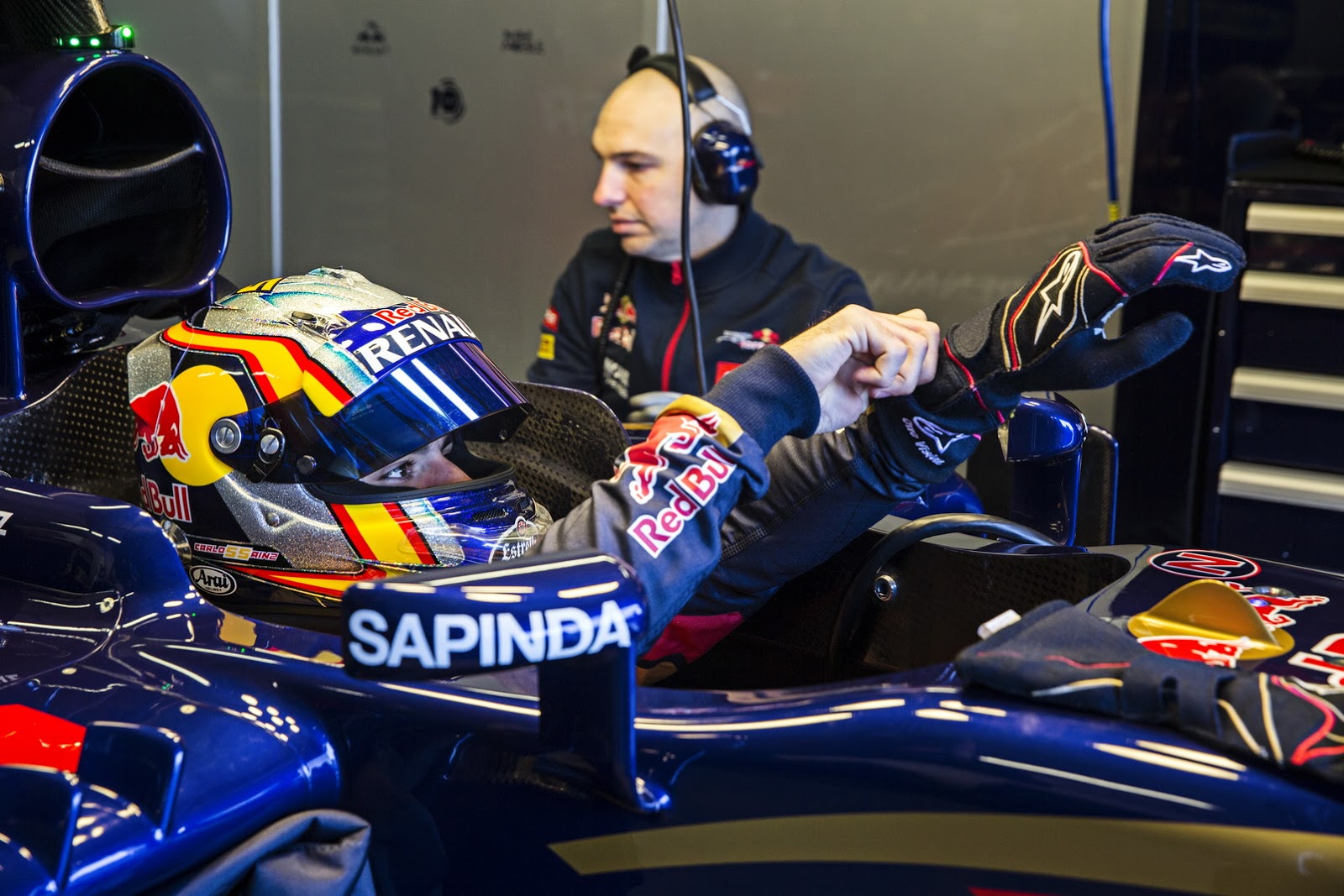 toro-rosso-str10-spreman-za-sezonu-galerija-