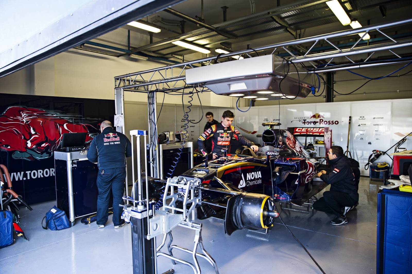 toro-rosso-str10-spreman-za-sezonu-galerija-