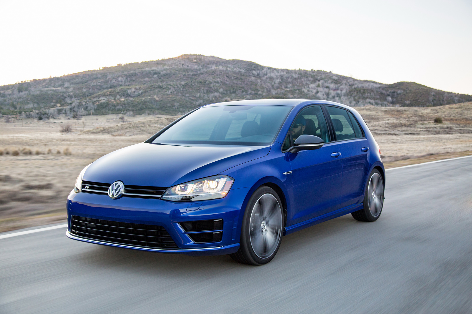 2015-vw-golf-r-galerija