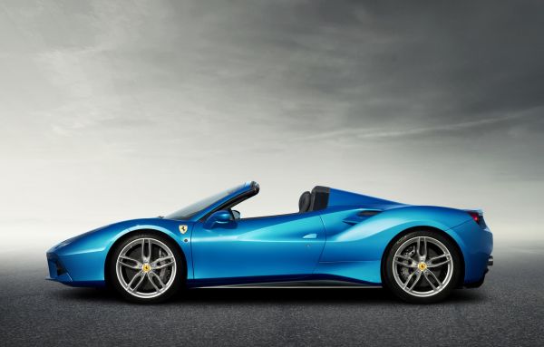 otkriven-ferrari-488-spider