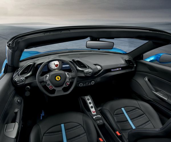 otkriven-ferrari-488-spider