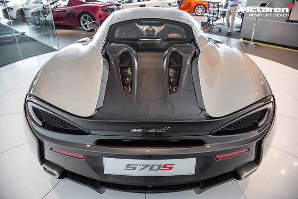 mclaren-570s-izbliza