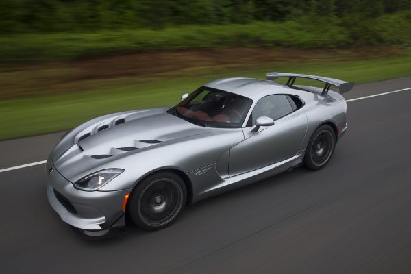 2015-dodge-viper-galerija