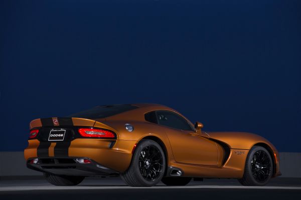 2015-dodge-viper-galerija