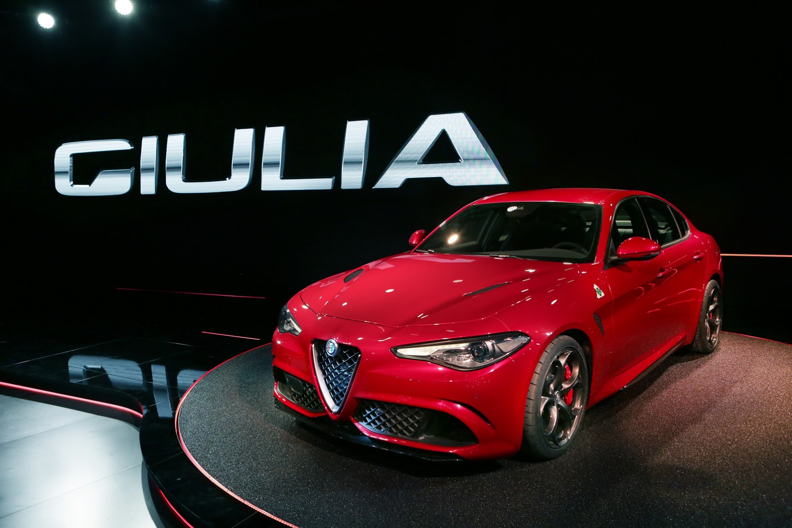 alfa-romeo-giulia-zvanicno