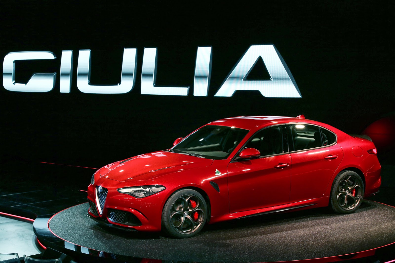 alfa-romeo-giulia-zvanicno