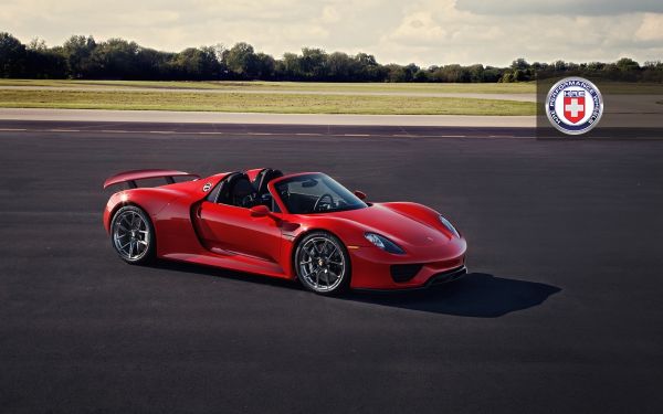 crveni-porsche-918-spyder