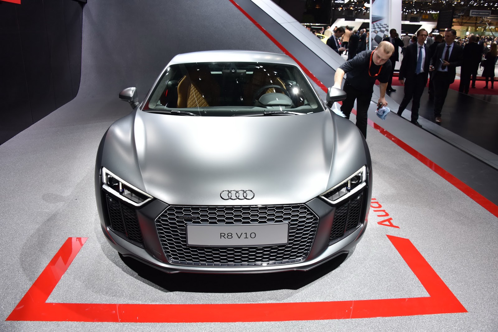 galerija-audi-r8-2016