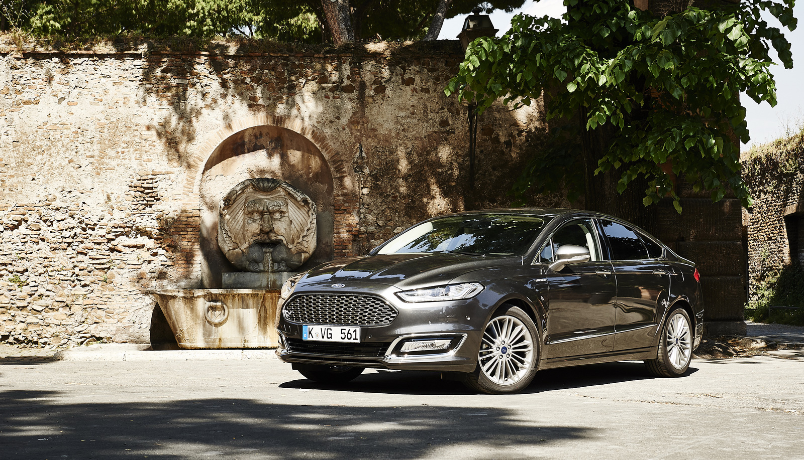 ford-mondeo-vignale-galerija