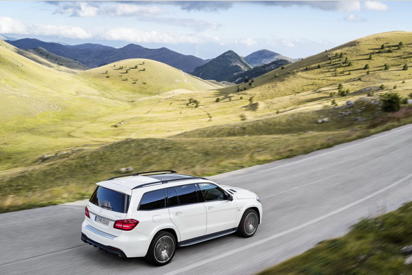 mercedes-gls-2017-galerija-i-detalji