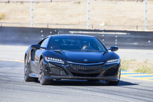 2017-acura-nsx