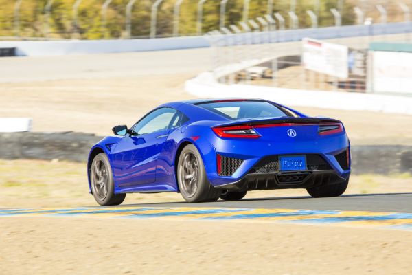 2017-acura-nsx