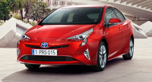 2016-toyota-prius