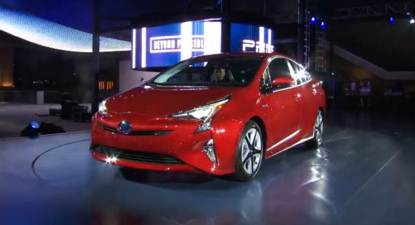 2016-toyota-prius