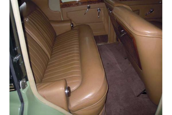 predstavljamo-1958-bentley-type-r