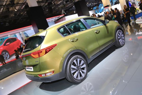 kia-sportage-2016