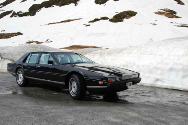 predstavljamo-aston-martin-lagonda-v8