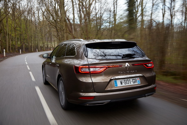 renault-talisman-estate-galerija