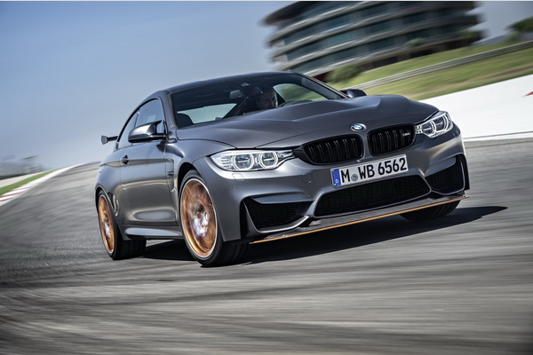 bmw-m4-gts-i-prethodnici