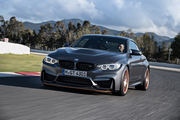 bmw-m4-gts-i-prethodnici