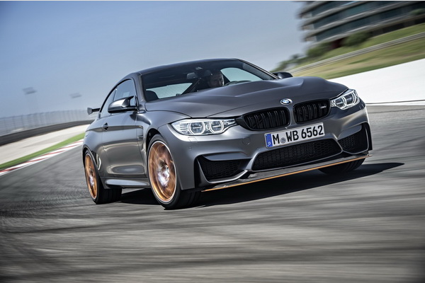 bmw-m4-gts-i-prethodnici