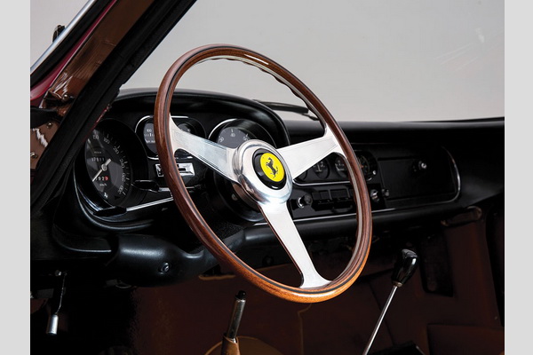 ultra-retki-968-ferrari-275-gts-4-nart-na-prodaju