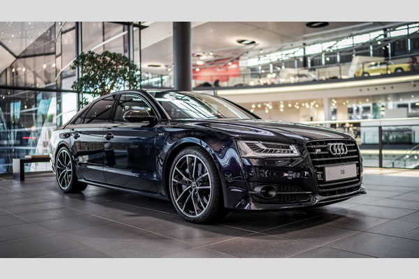 carbon-black-s8