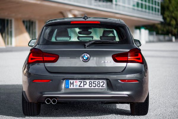 bmw-serije-1-sa-paketom-ustede-od-3000-€