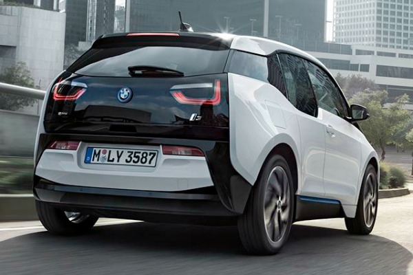 sledeci-bmw-i8-ce-biti-pravo-cudoviste