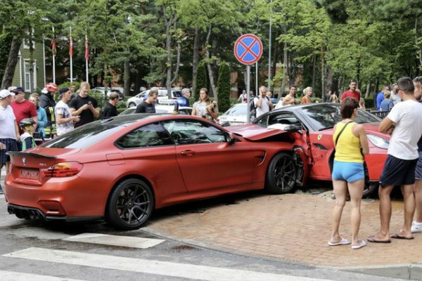 bmw-m4-sklonio-sa-puta-model-ferrari-california