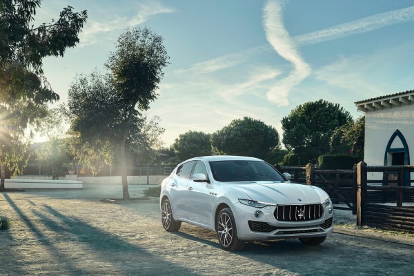 maserati-u-problemima