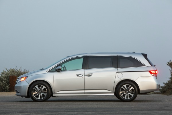 honda-odyssey-sstise-na-trziste