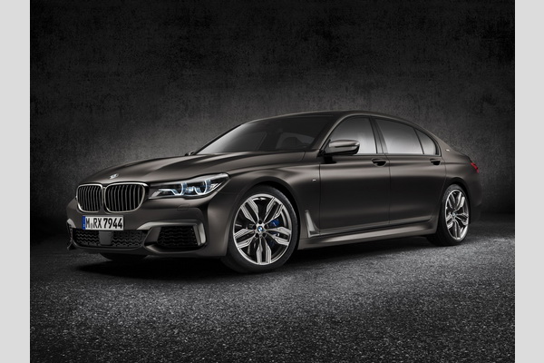 novi-bmw-m760li