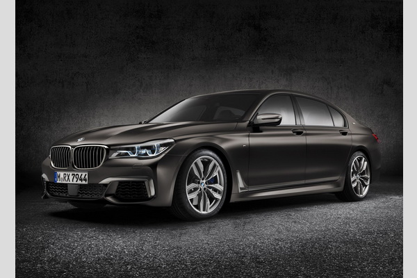 novi-bmw-m760li