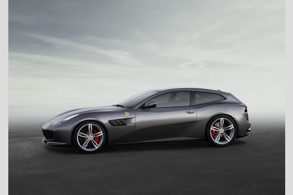 ferrari-gtc4lusso