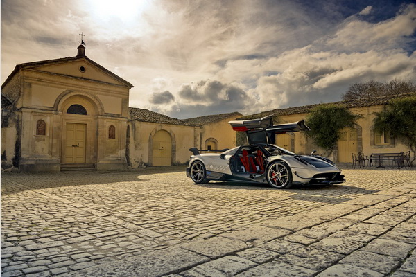 pagani-huayra-bc