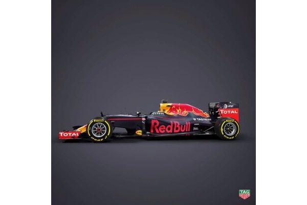 sezona-formule-1-za-2016-zvanicno-je-otpocela-za-red-bull-racing-tag-heuer-tim