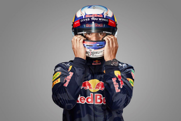 sezona-formule-1-za-2016-zvanicno-je-otpocela-za-red-bull-racing-tag-heuer-tim