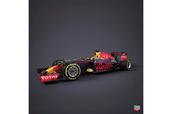 sezona-formule-1-za-2016-zvanicno-je-otpocela-za-red-bull-racing-tag-heuer-tim