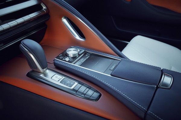 lexus-lc-500h-galerija-i-detalji