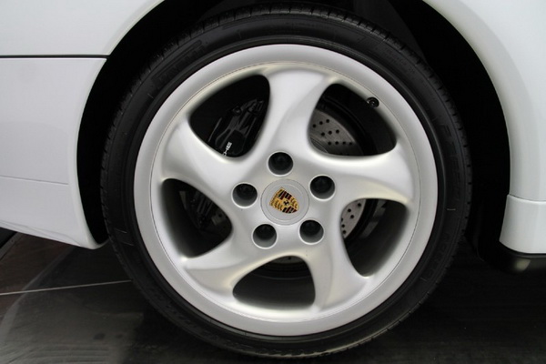 kupite-polovni-1998-porsche-911-c2s