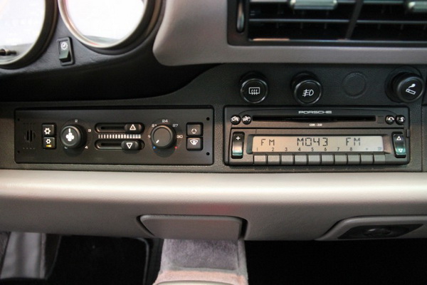 kupite-polovni-1998-porsche-911-c2s