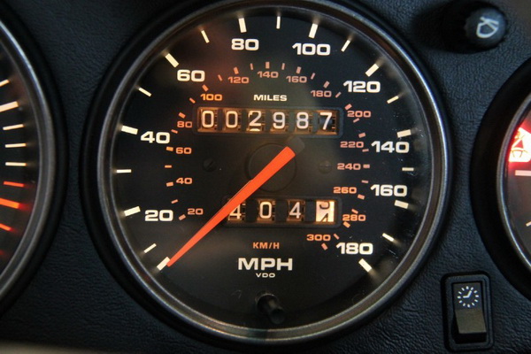 kupite-polovni-1998-porsche-911-c2s