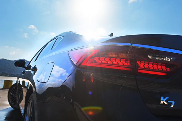 kia-prikazala-2017-cadenza