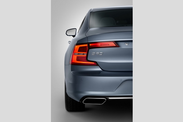2017-volvo-s90