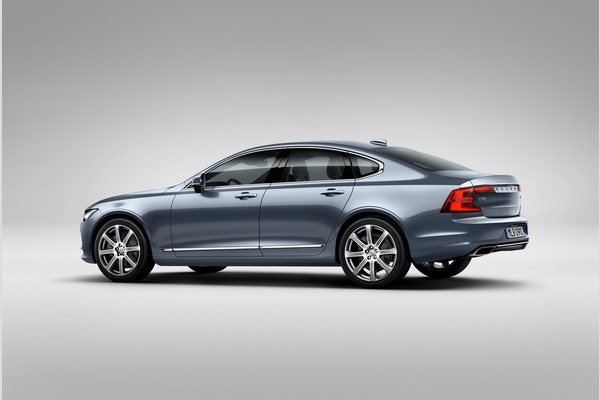 2017-volvo-s90