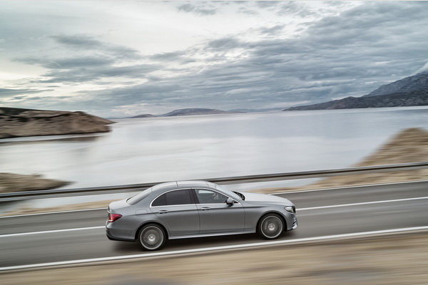 2017-mercedes-benz-e-class