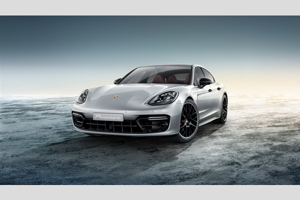 porsche-exclusive-panamera-2017