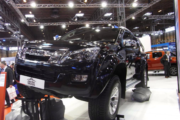 ovog-meseca-stize-isuzu-d-max-arctic-trucks-at35